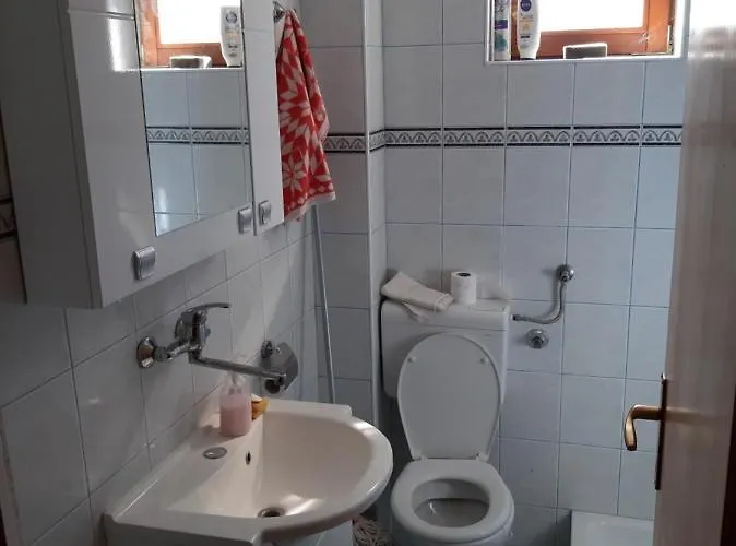 Oliva Dom Cista Mala Apartamento Mala Cista